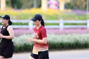 BIB: 
                            <button type="button" onclick="openModal(27852689)" class="btn btn-primary btn-sm float-right btn-popup" data-toggle="modal" data-target=".modal-high-quality">
                        <i class="fas fa-shopping-cart"></i> Add to Cart
                    </button>
                                            <button type="button" onclick="isThisMe(27852689, true)" class="btn btn-success btn-sm float-right btn-popup btn-isme hidden" data-toggle="tooltip" data-placement="bottom" title="นี่คือรูปของคุณใช่ไหม คลิกที่นี่เพื่อเอาเข้าอัลบั้ม">
                        <i class="fas fa-plus"></i> Add to album
                    </button>
                    <button type="button" onclick="isThisMe(27852689, false)" class="btn btn-warning btn-sm float-right btn-popup btn-isnotme hidden">
                        <i class="fas fa-ban"></i> Remove from album
                    </button>